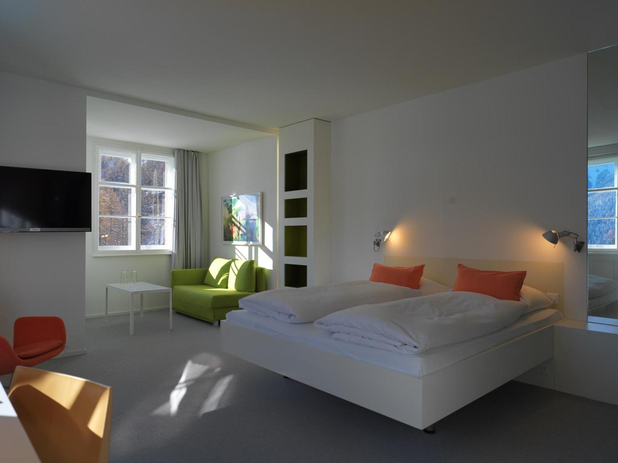 Hotel Castell زوز المظهر الخارجي الصورة